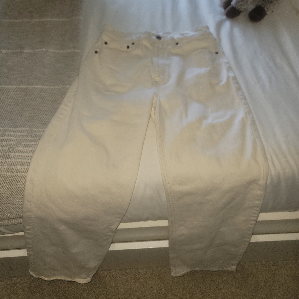 NWOT Abercombie & Fitch "the '90s relaxed Jean high rise"